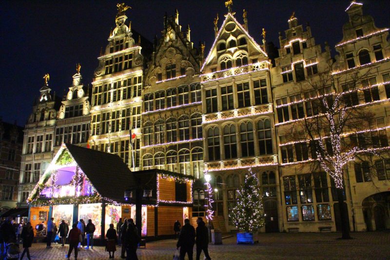 Kerstsfeer Grote Markt Antwerpen