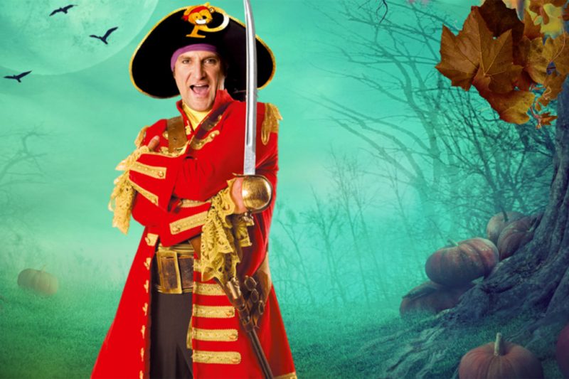 Piet Piraatshow Plopsaland Halloween vieren in pretparken