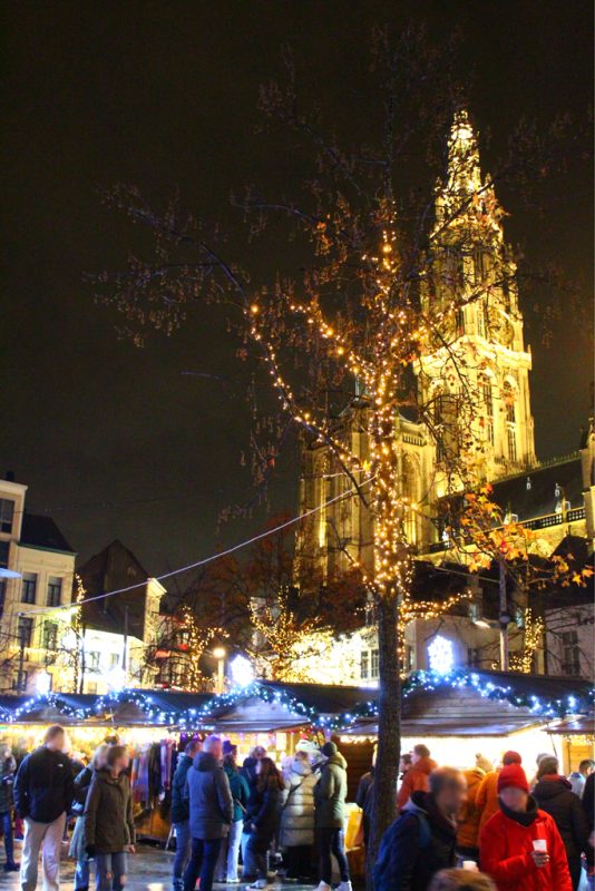 Groenplaats Winter in Antwerpen 2023