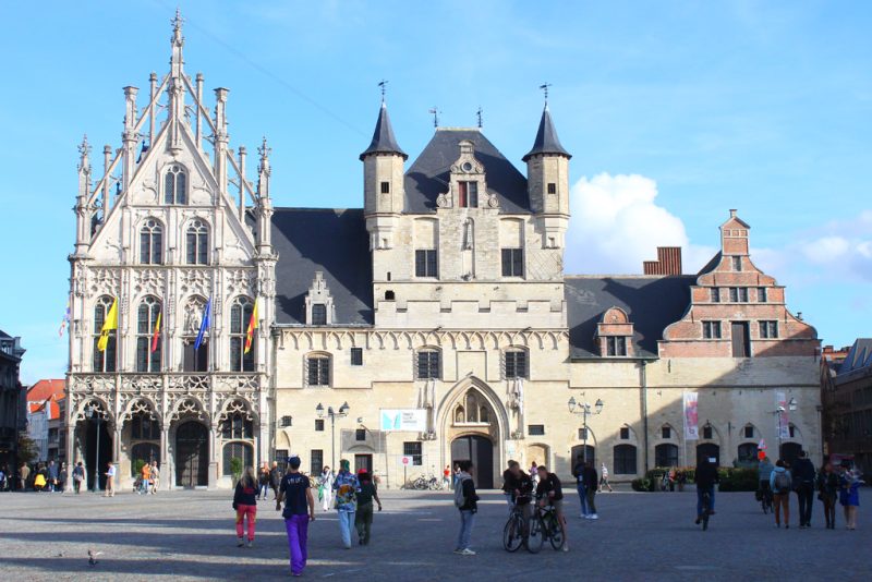 Stadhuis Mechelen stadswandeling